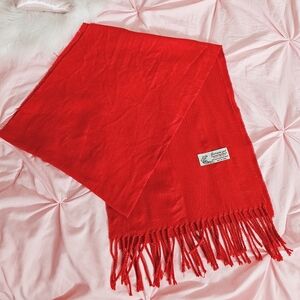 Elegant "Cashmere Feel" Red Scarf with Fringe
